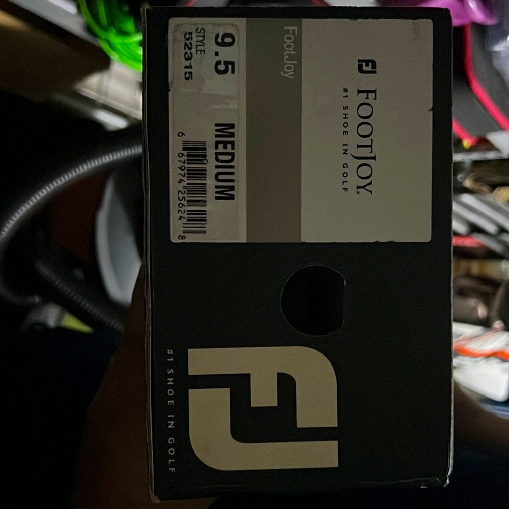 Footjoy ICON 9.5 Medium (Style52315) - Picture 5 of 6